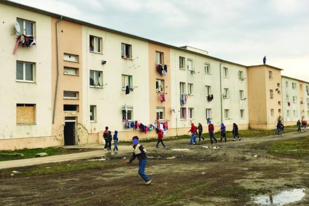 Foto: Rómske komunity v Komárne sú pod drobnohľadom. Mestská polícia odhalila niekoľko priestupkov