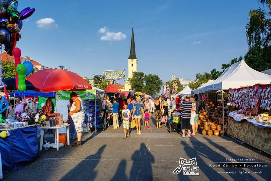 Foto: Nové Zámky cez víkend ožijú hudbou, rozvonia ich skvelé jedlo. Nezmeškajte tradičný jarmok Porciunkula