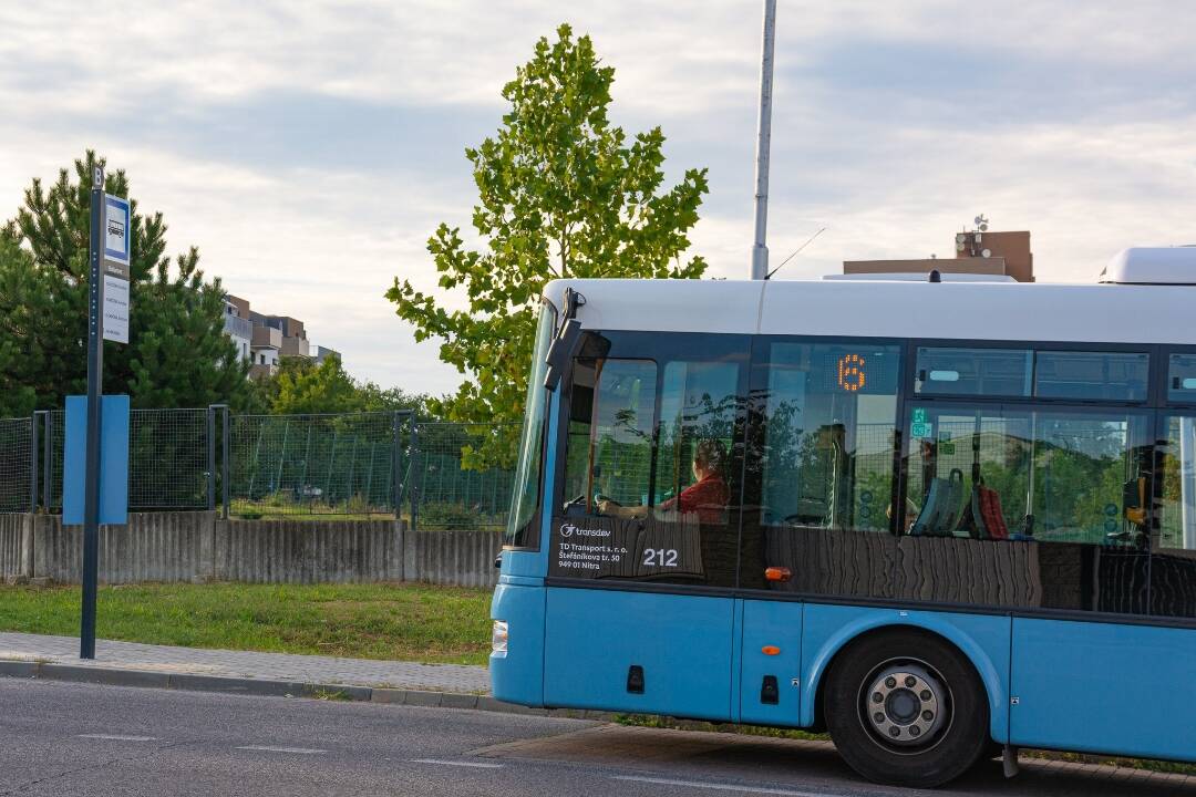 MHD v Nitre ponúka ročné cestovné lístky s 20-percentnou zľavou. Na ich kúpu už však máte len pár dní