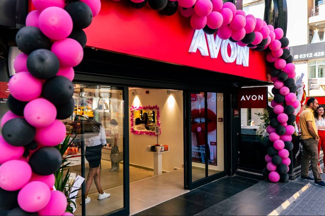 Foto: Ako sa vyvíja kauza Avon? Naše produkty na Slovensku sú bezpečné, tvrdia a pokračujú v predaji