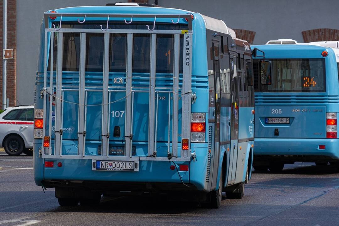 Foto: Cyklonosiče na autobusoch MHD v Nitre na zimu odstavia. Premávať nebude ani linka č. 35