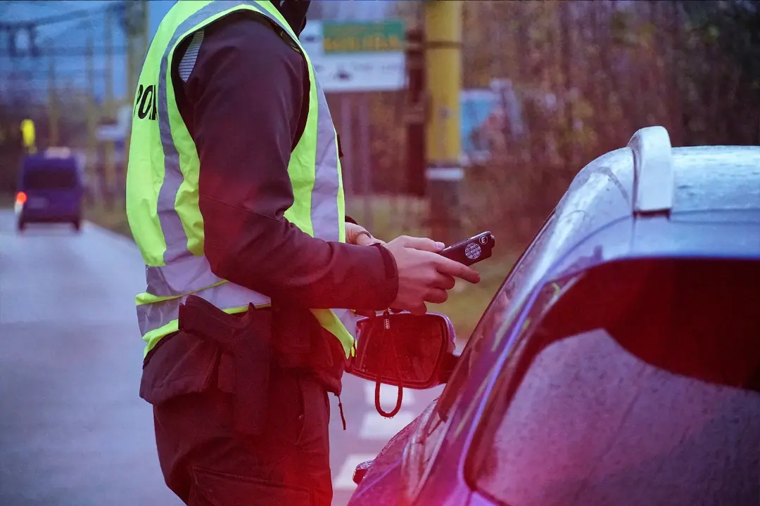 Foto: Niekoľko vodičov skončilo v policajnej cele alebo vo väzbe. Na cesty v Nitrianskom kraji sa vybrali opití