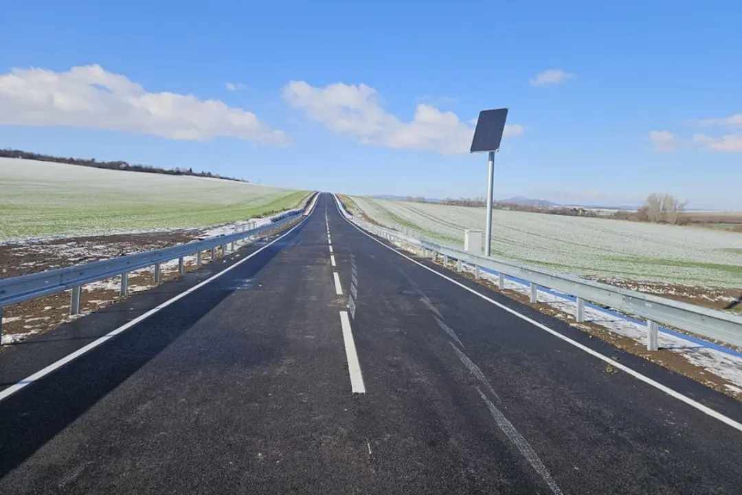 Foto: FOTO+VIDEO: Cestu medzi Golianovom a Vrábľami otvoria už o pár dní. Pozrite, ako vyzerá po oprave