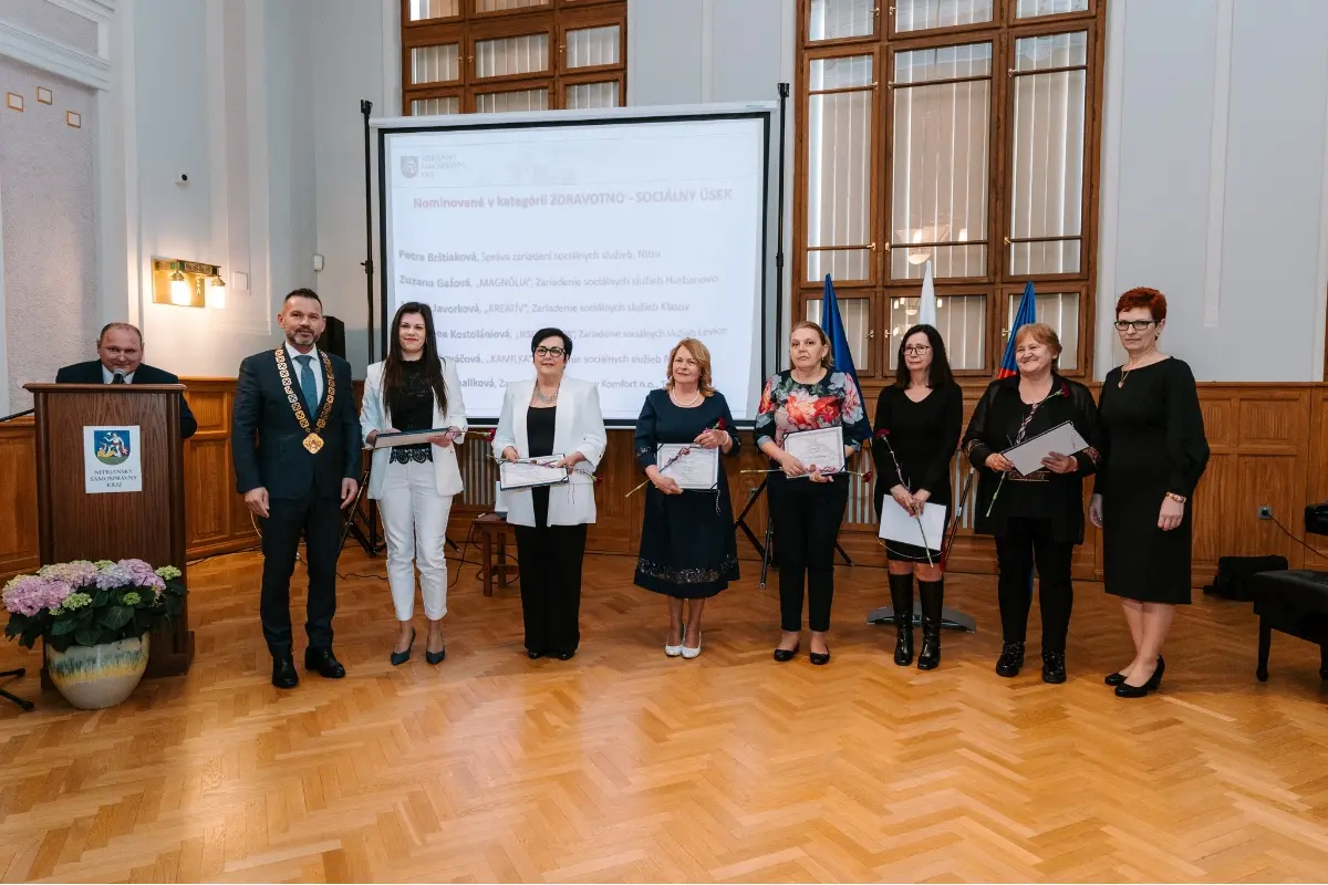 FOTO: Toto sú Starostliví anjeli. Nitrianska župa ocenila najlepších zamestnancov sociálnej sféry 