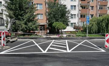 FOTO: Škultétyho ulica na Klokočine je už takmer hotová, v pondelok si však ešte preparkujte autá