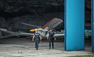 FOTO: Poplach na letisku Nitra – Janíkovce. Polícia ho musela uzavrieť kvôli bombovej hrozbe