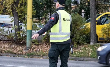 Vodiči pozor, v dvoch okresoch Nitrianskeho kraja prebiehajú dopravné kontroly. Na čo sa polícia zameria?