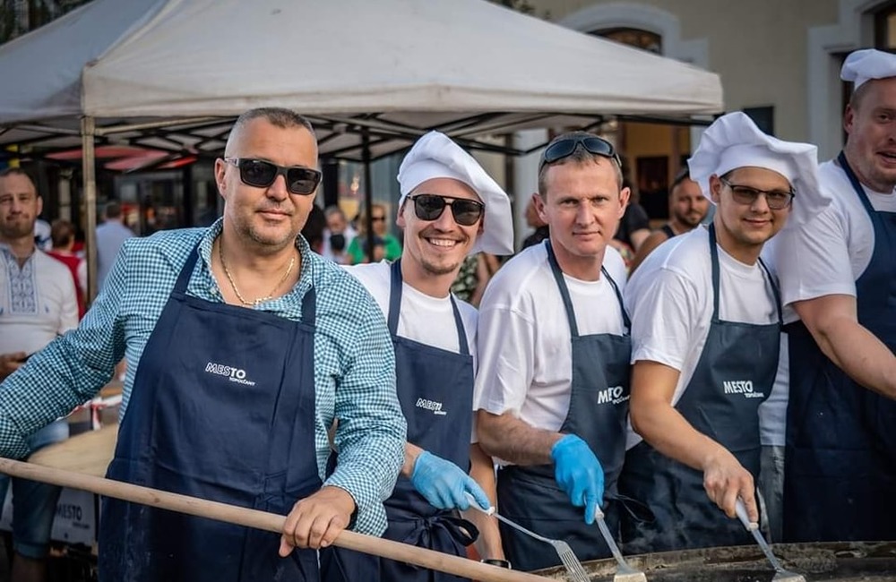 FOTO: Topoľčany pripravili najväčšiu omeletu na Slovensku, foto 2