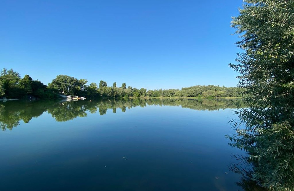 FOTO: Prírodné kúpalisko Apáli - mŕtve rameno Váhu, foto 1