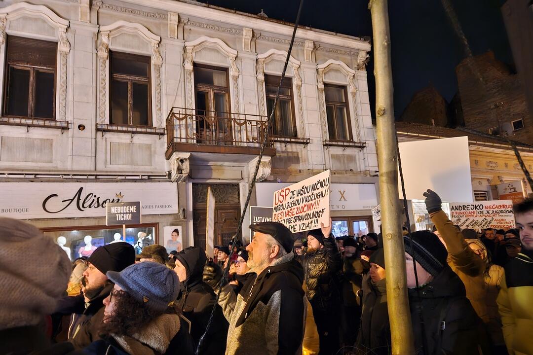 FOTO: Tretí protivládny protest "Zastavme ich" v Nitre, foto 8