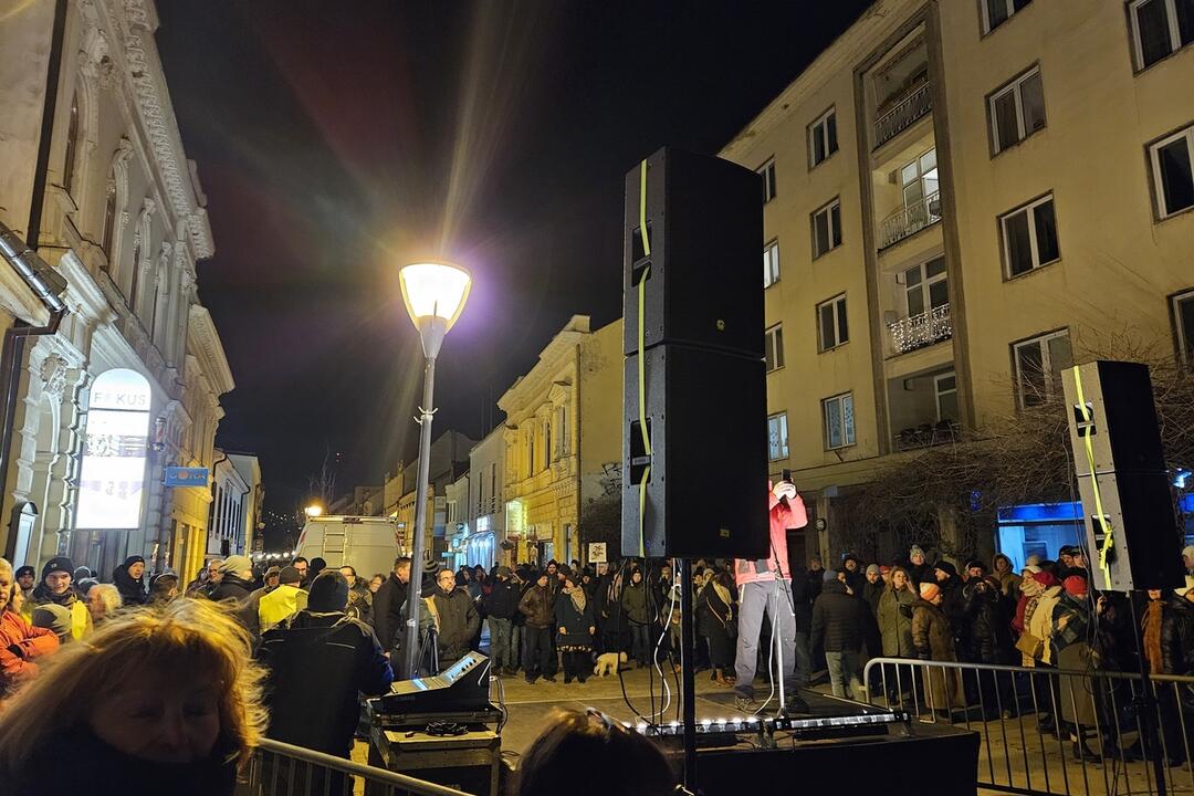 FOTO: Tretí protivládny protest "Zastavme ich" v Nitre, foto 10