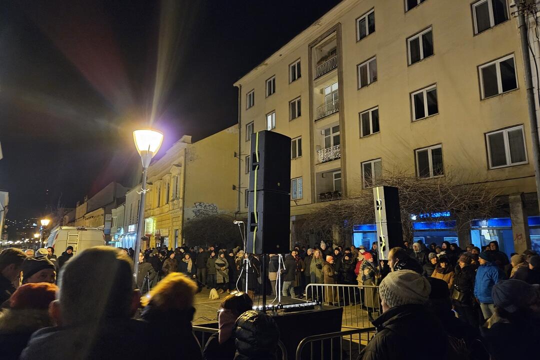 FOTO: Tretí protivládny protest "Zastavme ich" v Nitre, foto 12