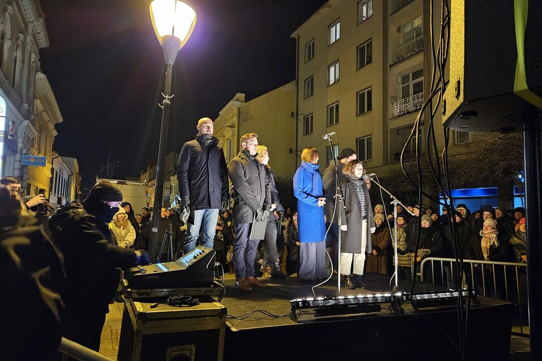 FOTO: Tretí protivládny protest "Zastavme ich" v Nitre, foto 20