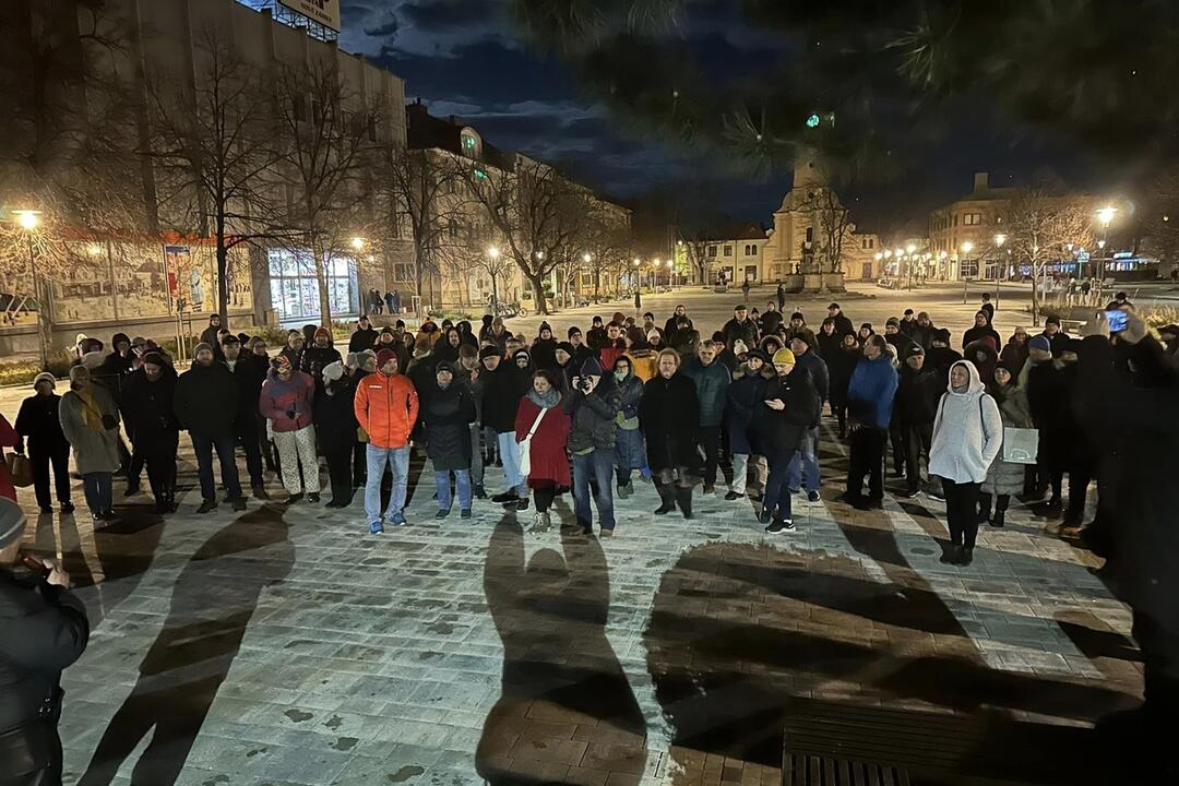 FOTO: Protesty 25. januára v Nitre, Nových Zámkoch a Leviciach, foto 5