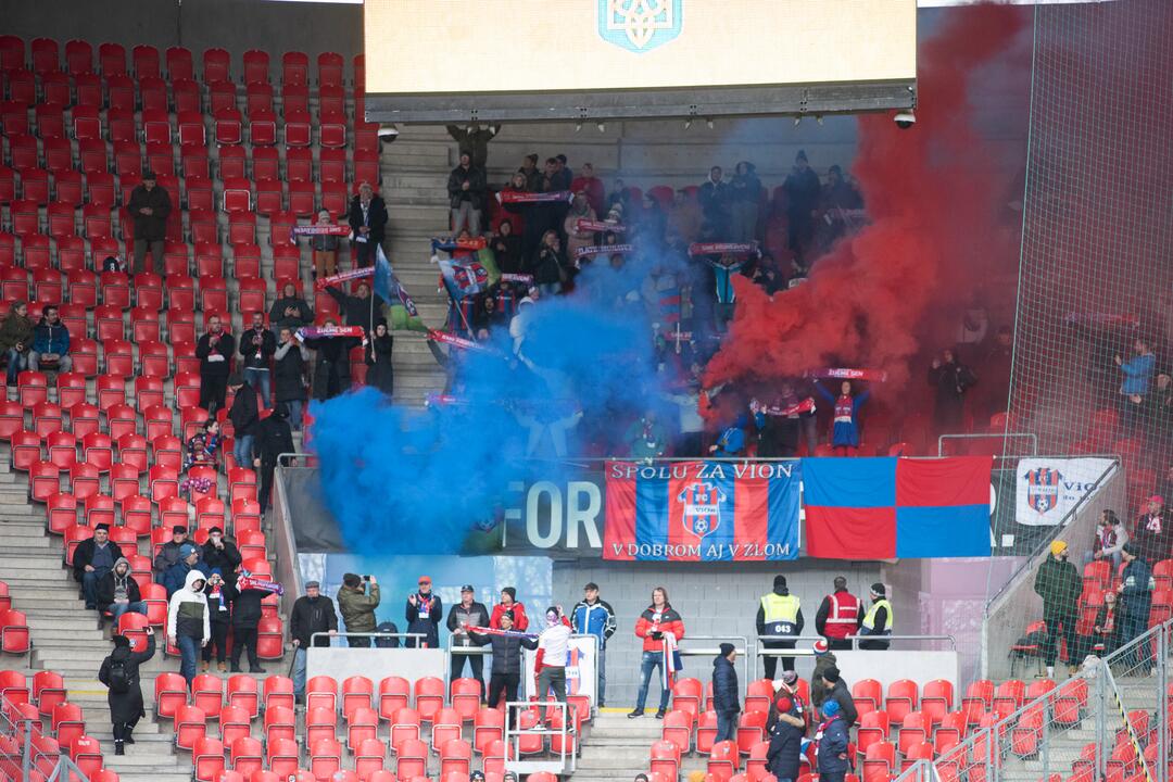 FOTO: SK Slavia Praha - FC ViOn Zlaté Moravce-Vráble 4:1, foto 4