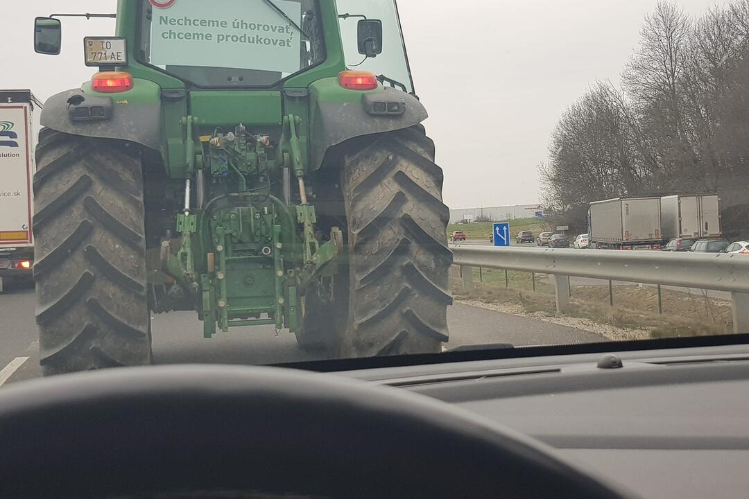 FOTO: Protest farmárov v Nitrianskom kraji, foto 21