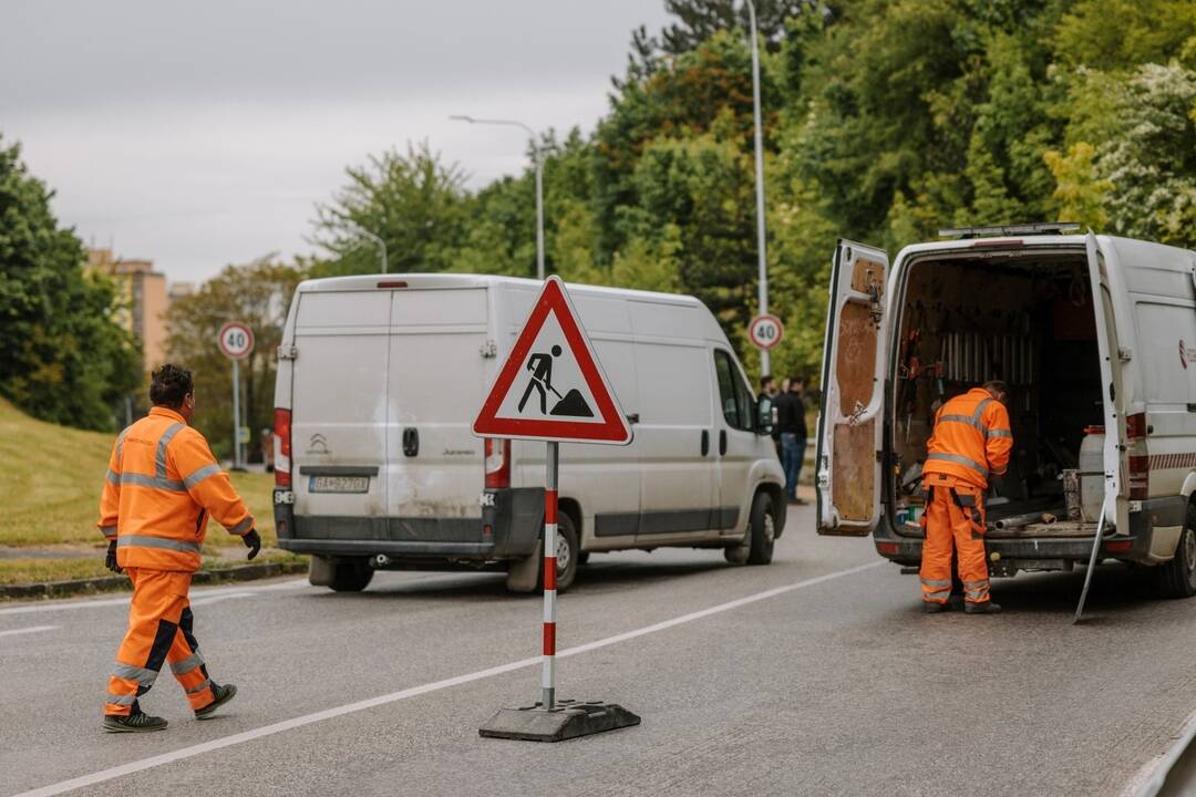 FOTO: Na sídlisku Klokočina v Nitre sa zosunul svah, foto 6