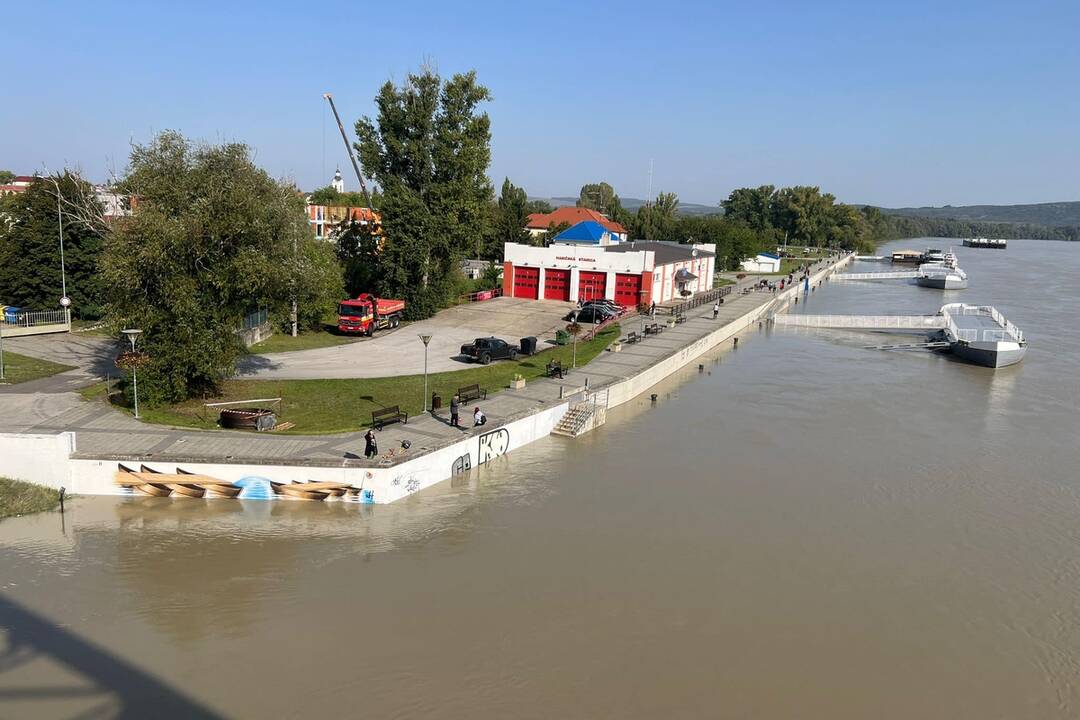 FOTO: Stav Dunaja v Štúrove 18. septembra. V meste platí 3. povodňový stupeň, foto 12