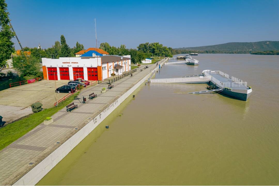 FOTO: Povodňová aktivita na Dunaji pri Štúrove a OStirhome vo štvrtok 19. septembra , foto 1