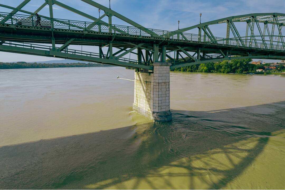 FOTO: Povodňová aktivita na Dunaji pri Štúrove a OStirhome vo štvrtok 19. septembra , foto 13