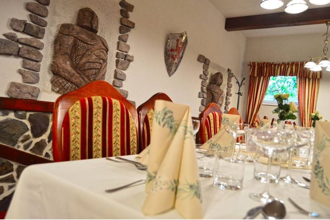 FOTO: Hotel Zámocká koruna u Hoffera v Nitre je na predaj, foto 1