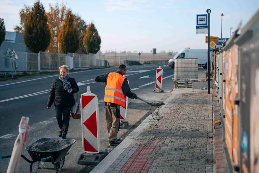 FOTO: Priechod pre chodcov na frekventovanej Cabajskej ceste v Nitre, foto 1