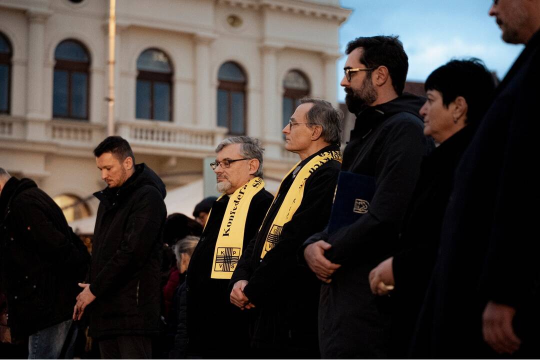 FOTO: Stretnutie v Nitre pripomenulo odkaz 17. novembra a boja za slobodu, foto 16