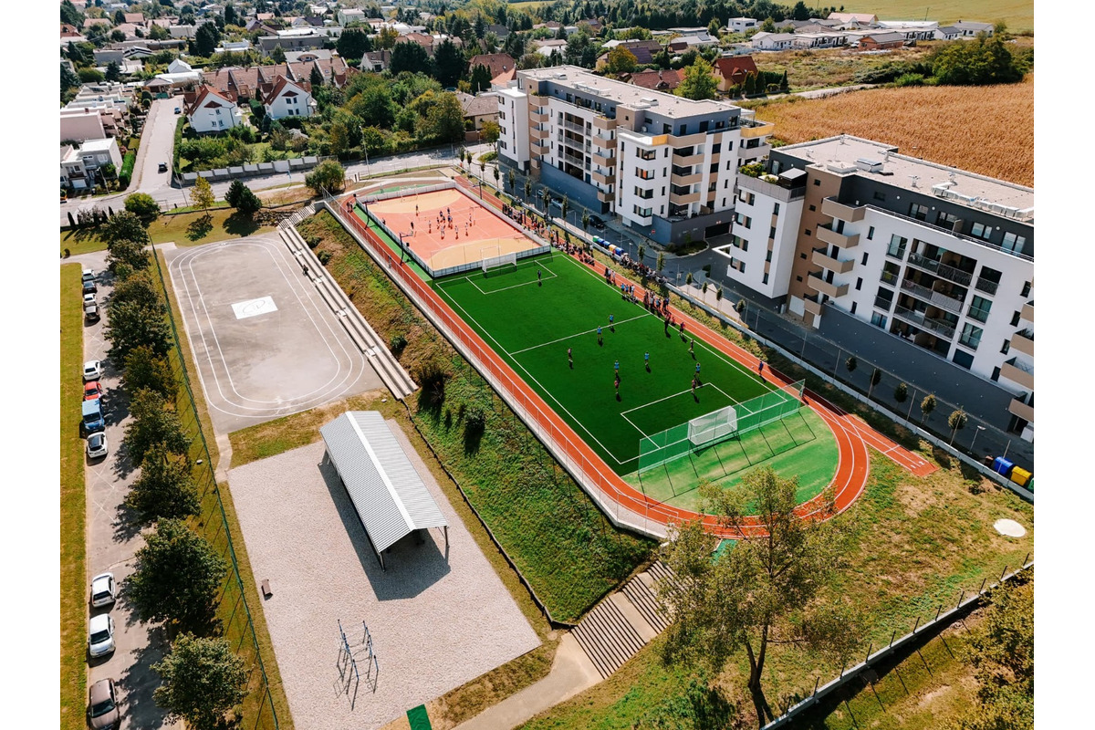 FOTO: Otvorenie multifunkčného športového areálu na Golianovej ulici v Nitre, foto 1