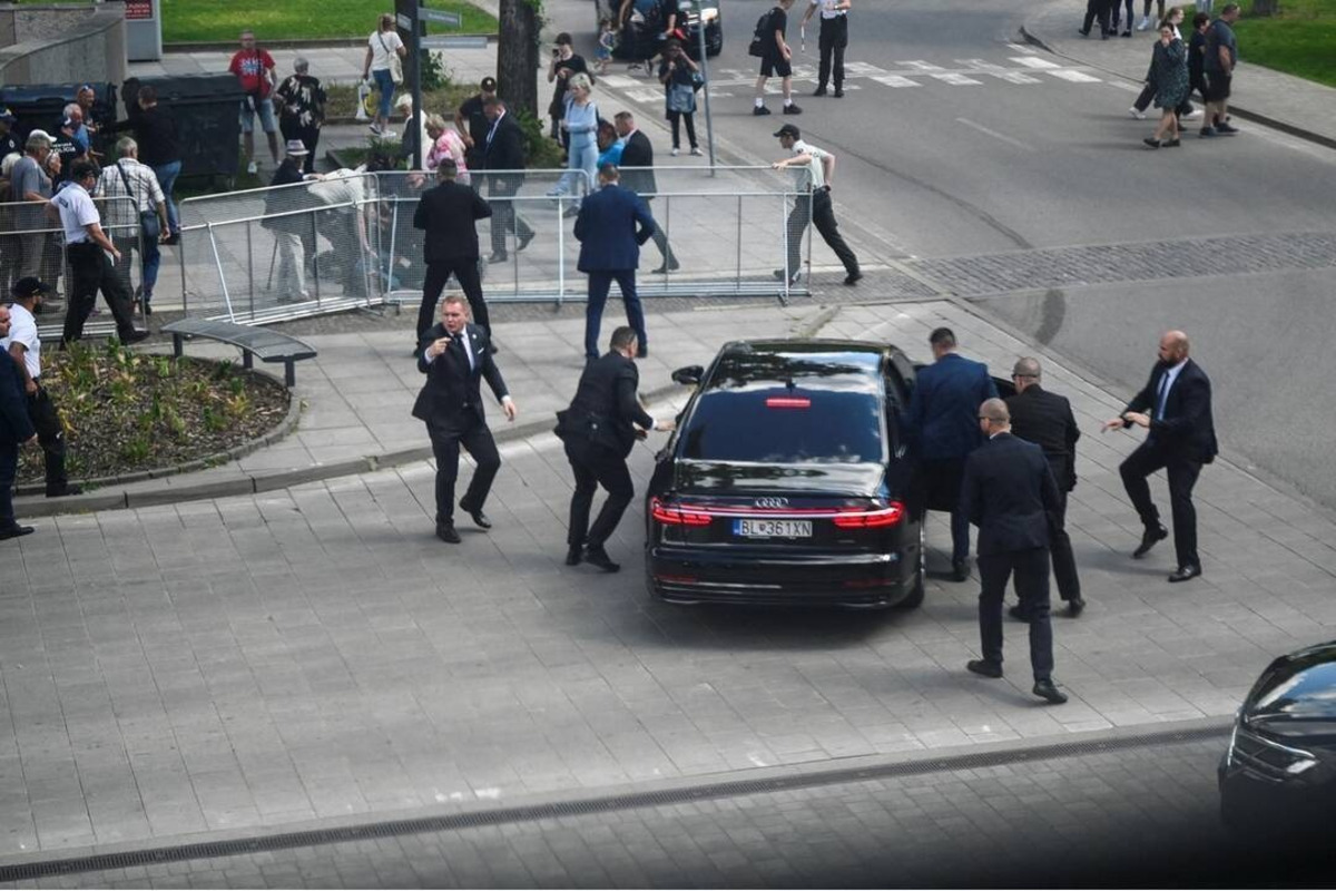 FOTO: Atentátnik Juraj Cintula ide naspäť do väzby, foto 1