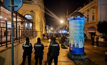 FOTO: Protivládny protest v Nitre prilákal tisíce ľudí